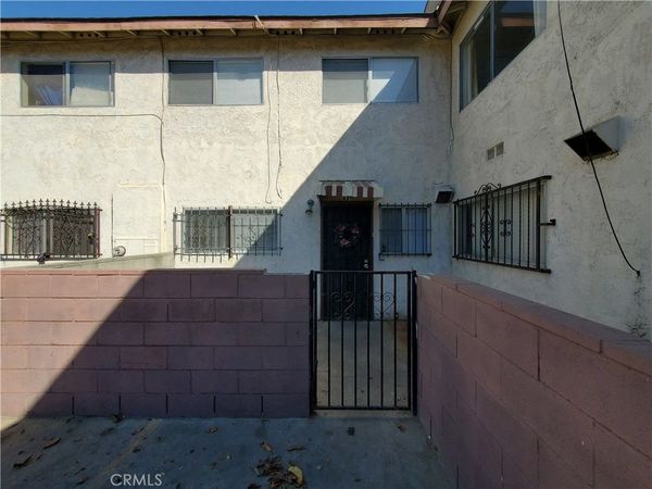 2020 W 23 Street, Unit 17, Long Beach, CA 90810