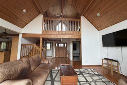 90 Roberts Ln photo 4