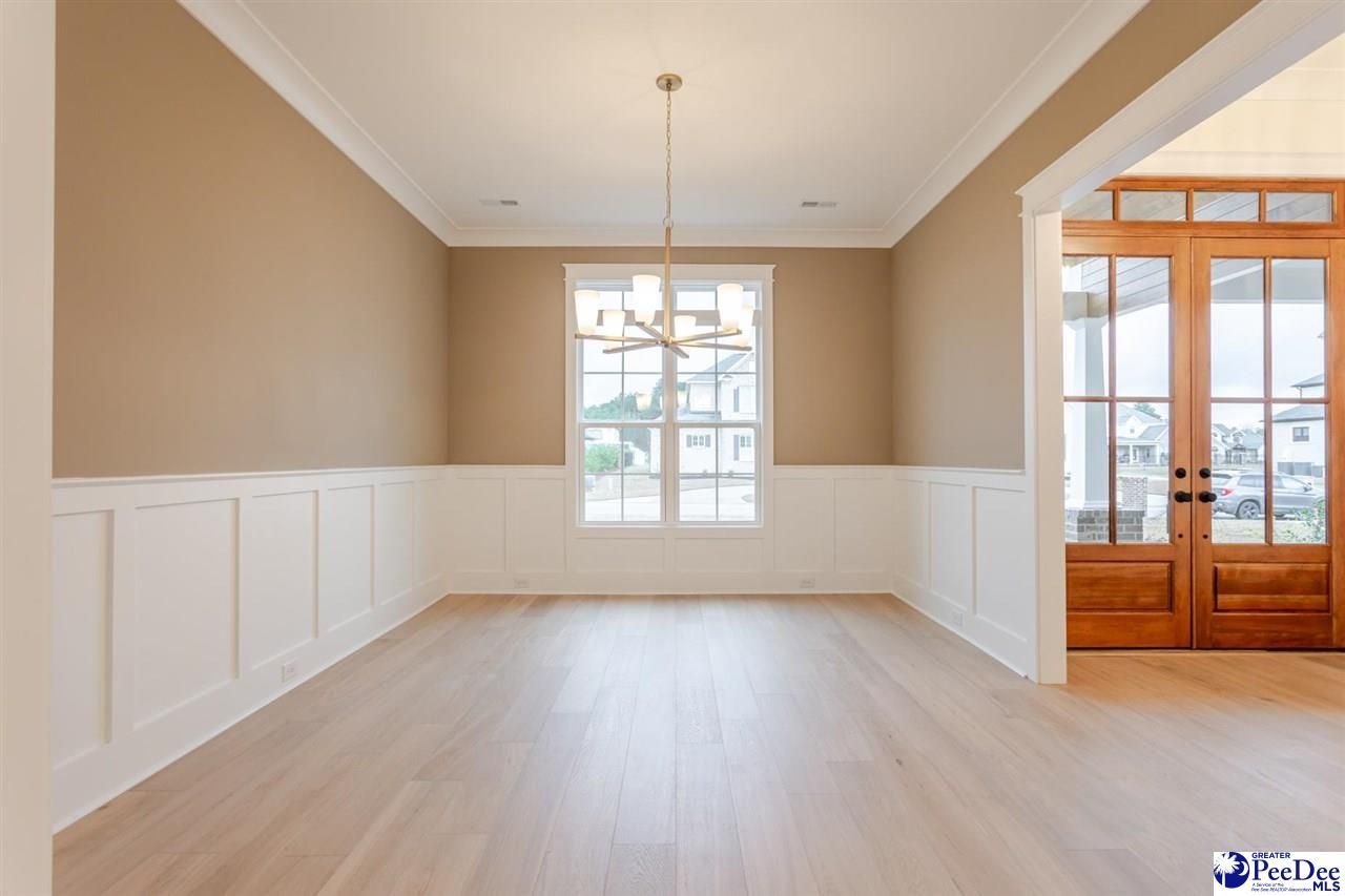 2524 Edinberg Way Photo 14