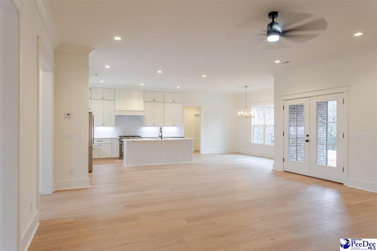 2524 Edinberg Way Photo 18