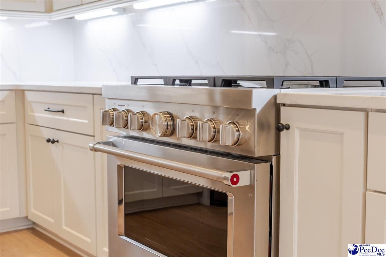 2524 Edinberg Way Photo 23