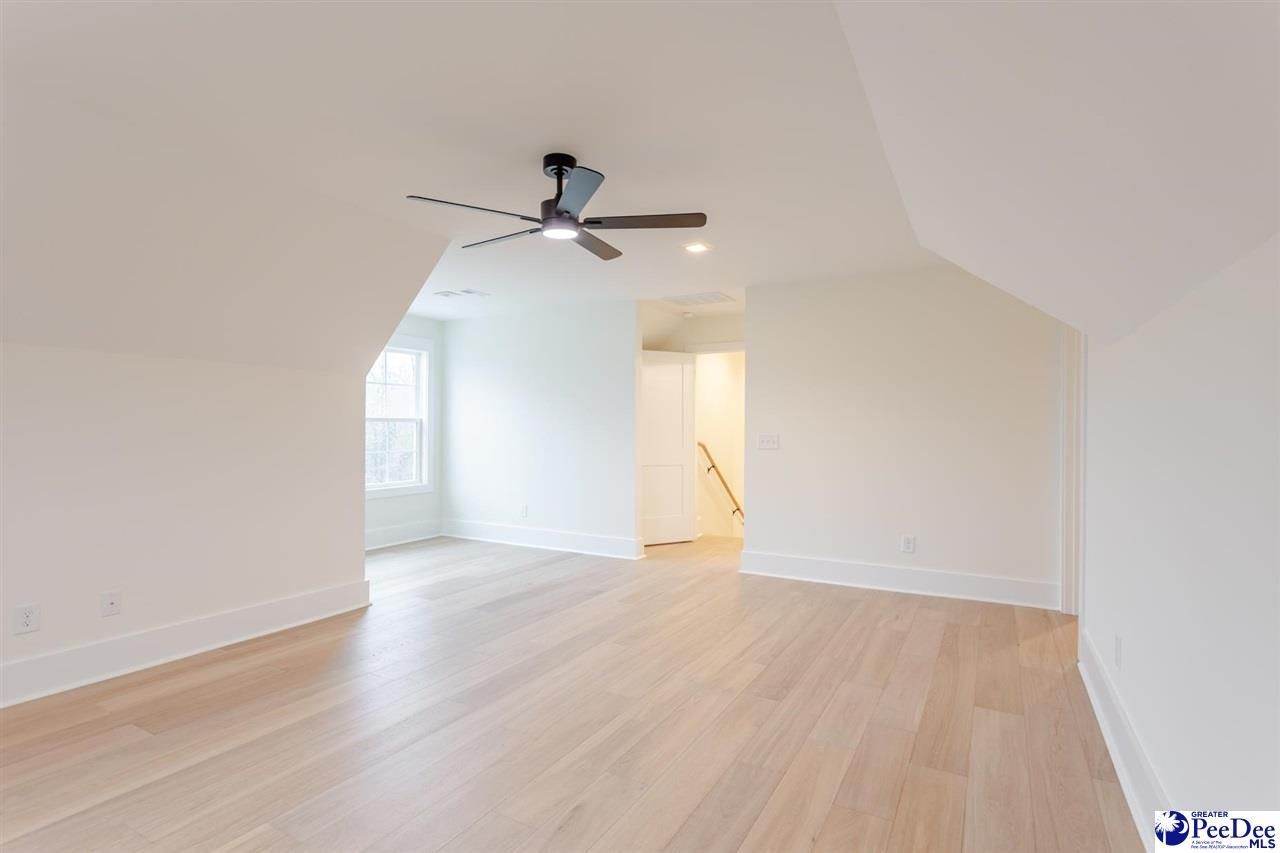 2524 Edinberg Way Photo 40