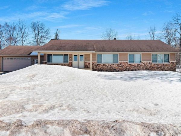 W7879 S Lake Antoine Road, Breitung Twp, MI 49801