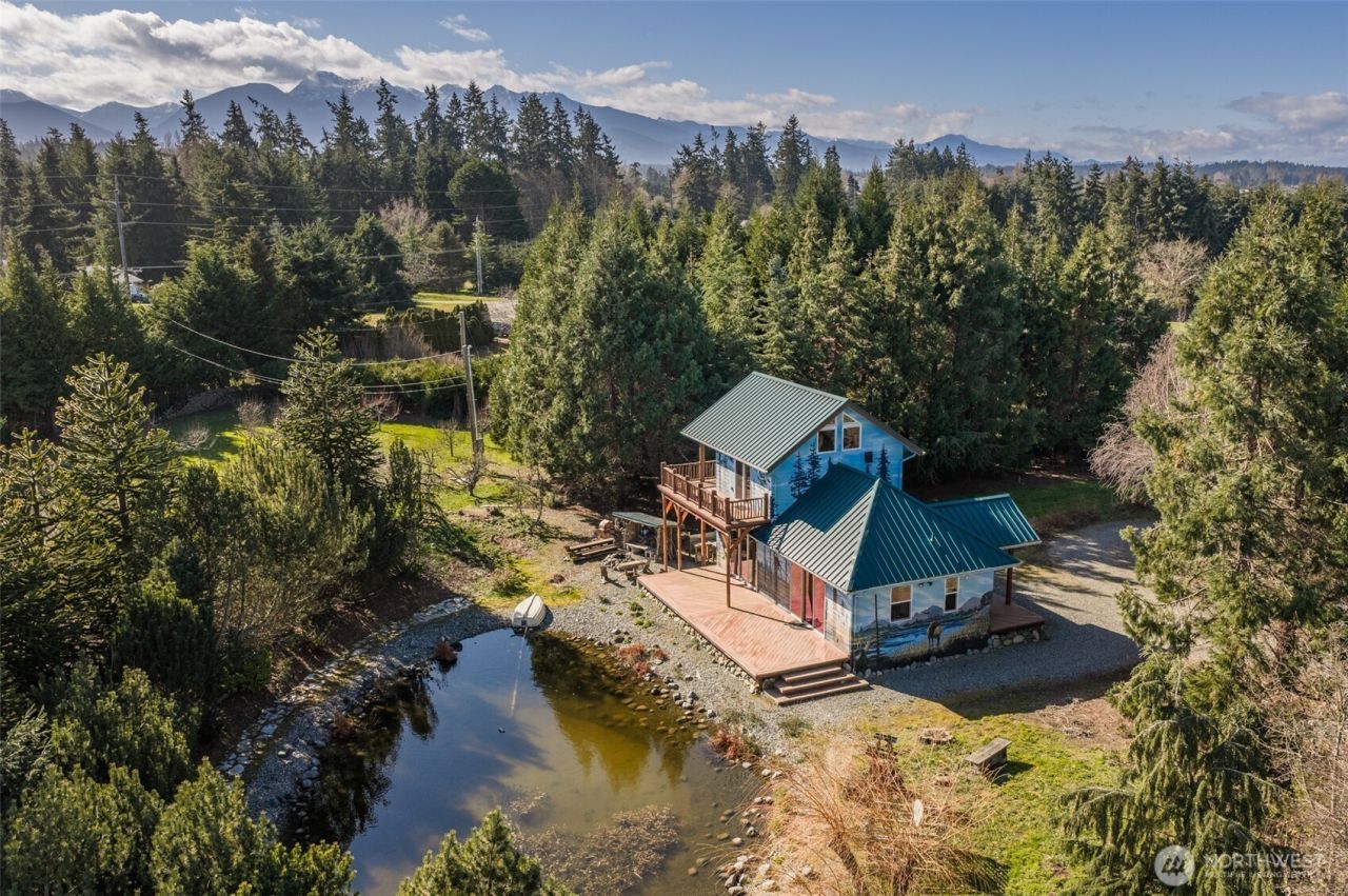 51 Gunn Road , Port Angeles, WA 98362