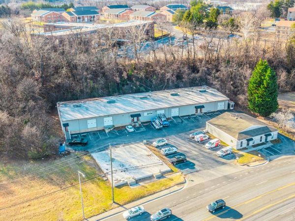 3783 Peters Creek RD, Roanoke, VA 24018