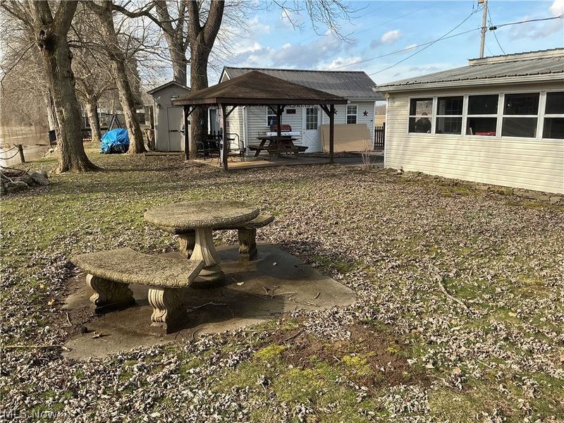 9385 N River Road, Unit 33, Dresden, OH 43821 Photo 5