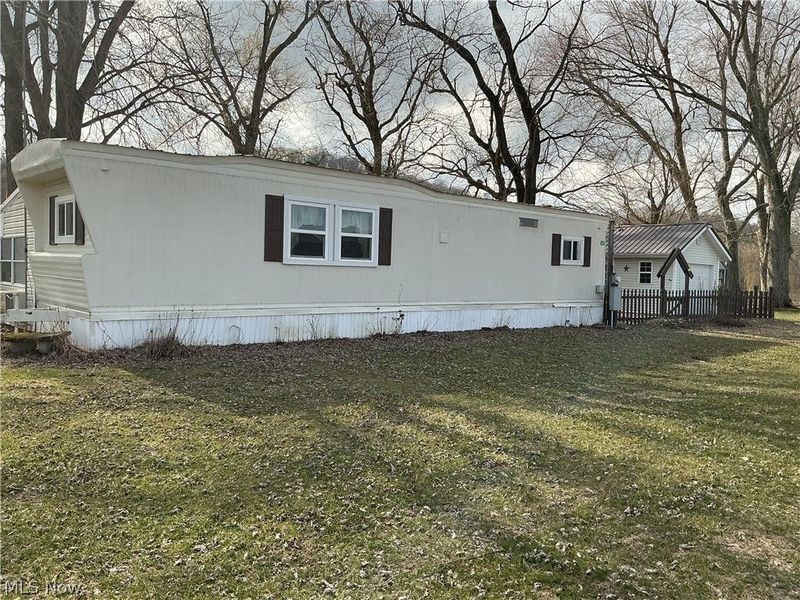 9385 N River Road, Unit 33, Dresden, OH 43821 Photo 6