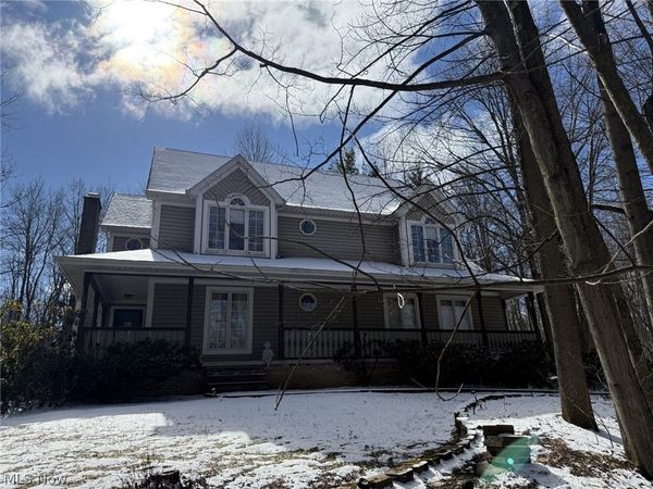 11245 Stratford Ridge Lane, Chardon, OH 44024