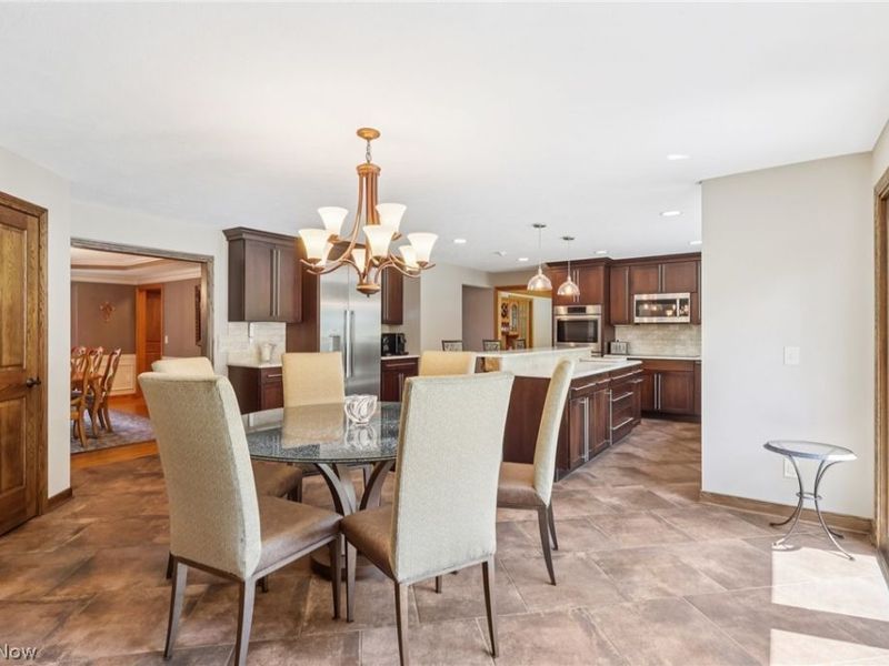 780 Village Circle, Gates Mills, OH 44040 Photo 9