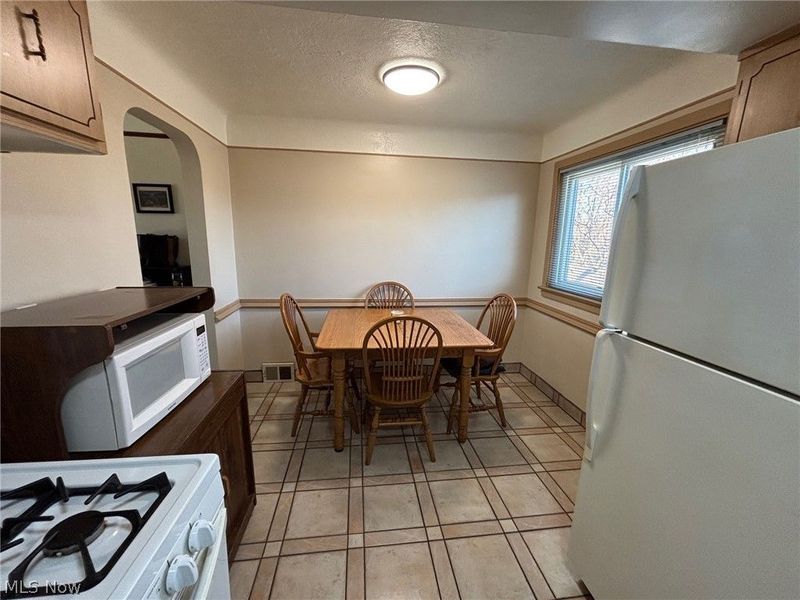 32540 Willowick Drive, Willowick, OH 44095 Photo 3