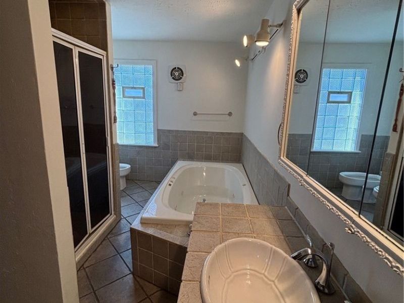 32540 Willowick Drive, Willowick, OH 44095 Photo 6