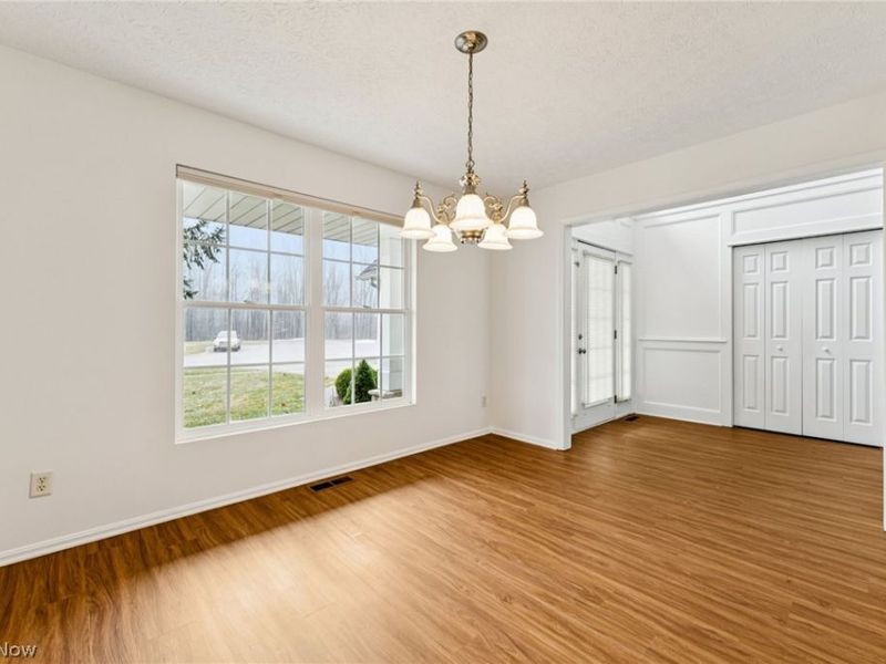 654 Brownstone Circle, Avon Lake, OH 44012 Photo 12