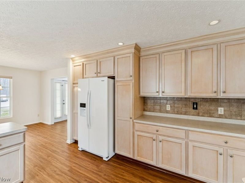 654 Brownstone Circle, Avon Lake, OH 44012 Photo 16