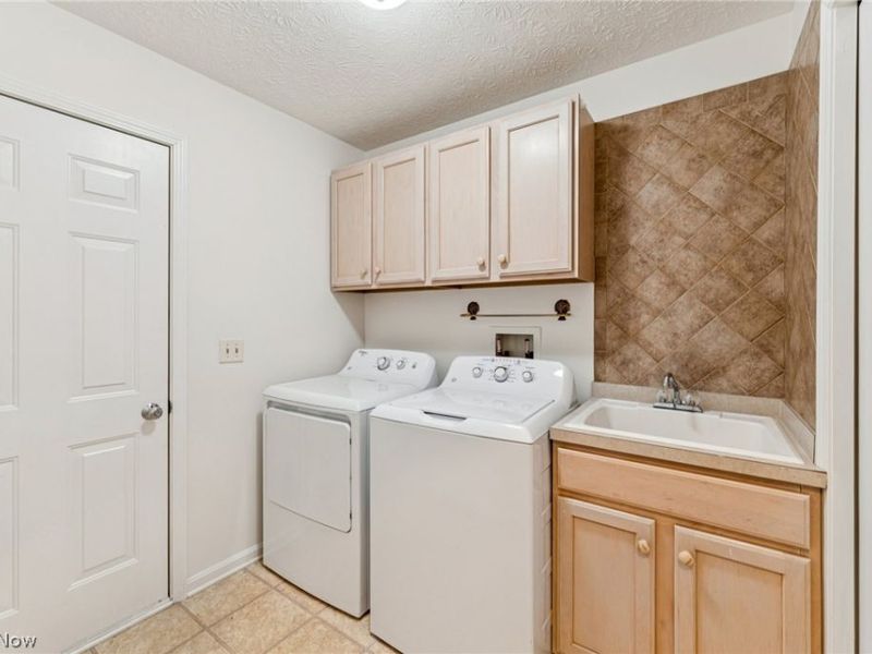 654 Brownstone Circle, Avon Lake, OH 44012 Photo 18