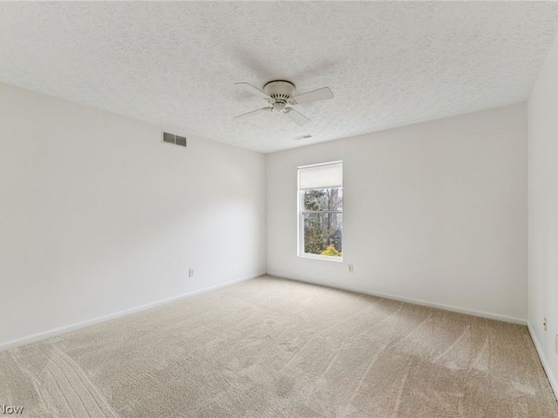 654 Brownstone Circle, Avon Lake, OH 44012 Photo 28