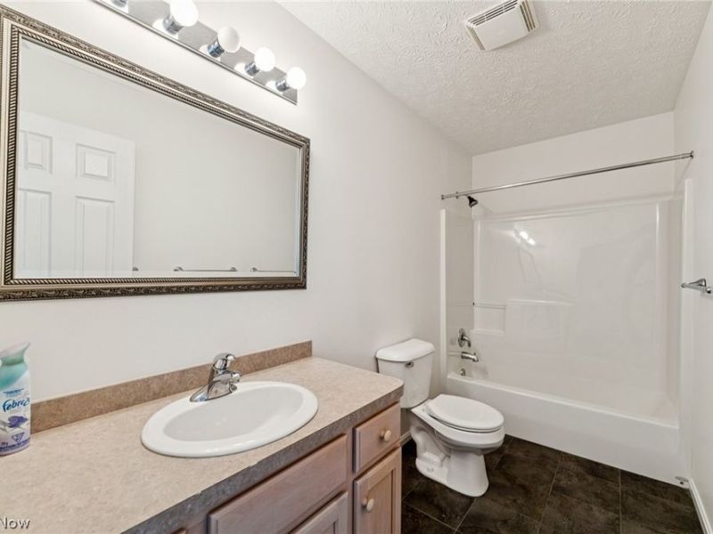 654 Brownstone Circle, Avon Lake, OH 44012 Photo 31