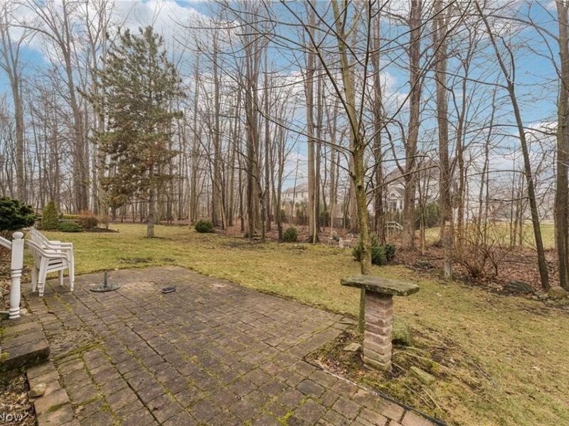 654 Brownstone Circle, Avon Lake, OH 44012 Photo 36