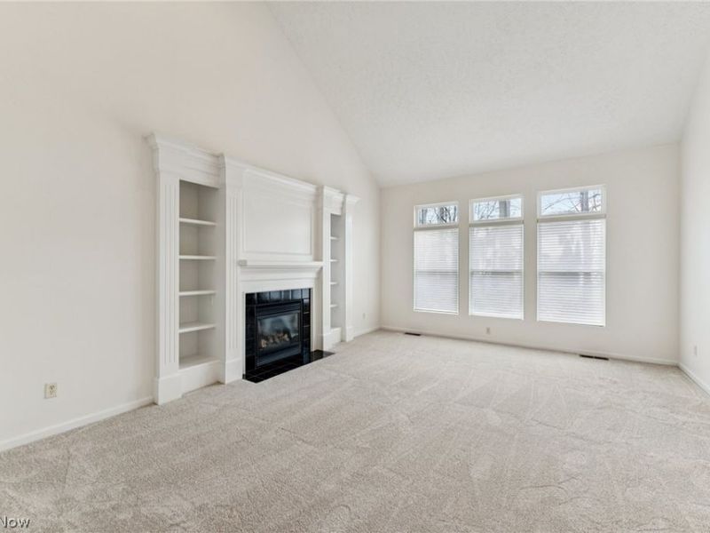 654 Brownstone Circle, Avon Lake, OH 44012 Photo 8