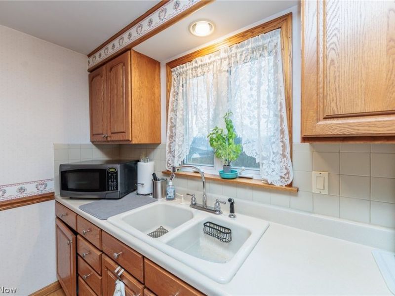 221 Franks Avenue, Wadsworth, OH 44281 Photo 18