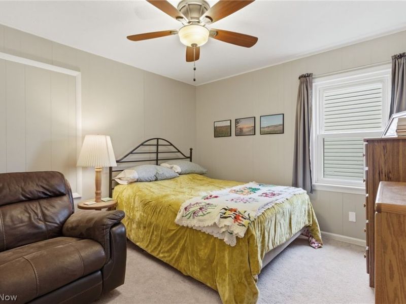 15640 Glenridge Avenue, Middleburg Heights, OH 44130 Photo 14