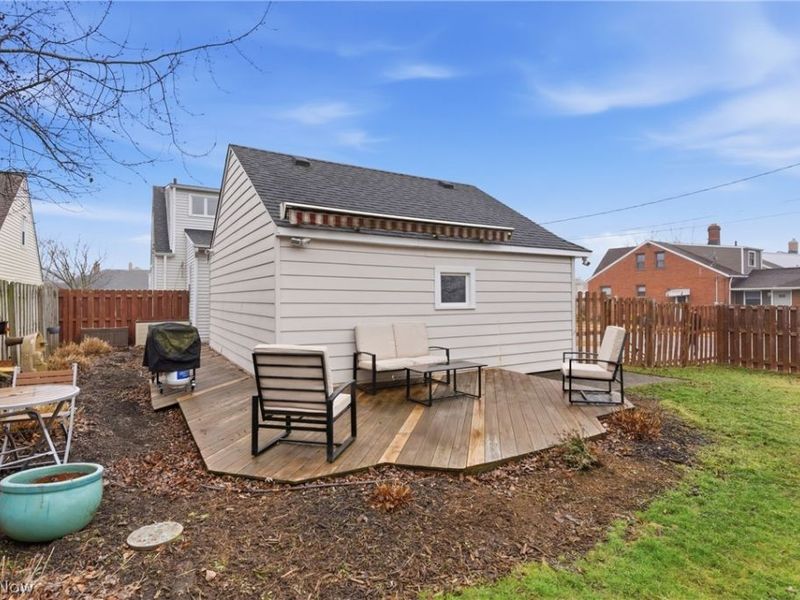 15640 Glenridge Avenue, Middleburg Heights, OH 44130 Photo 27