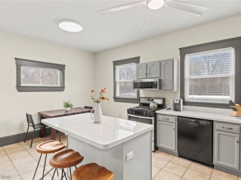 1769 E 89th Street , Cleveland, OH 44106 Photo 11