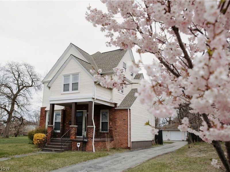 1769 E 89th Street , Cleveland, OH 44106 Photo 3