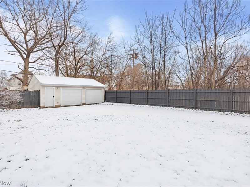 1769 E 89th Street , Cleveland, OH 44106 Photo 32