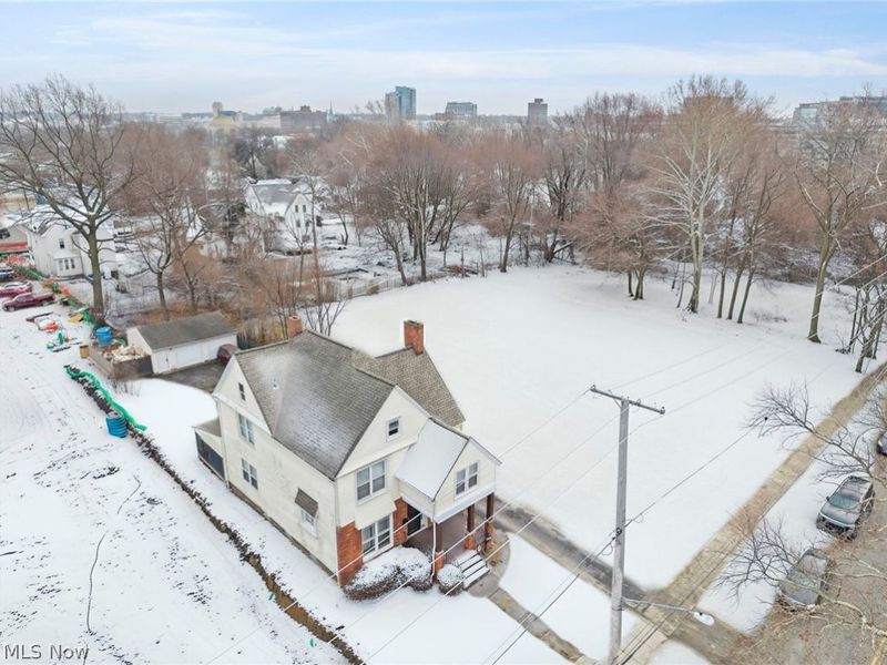 1769 E 89th Street , Cleveland, OH 44106 Photo 35