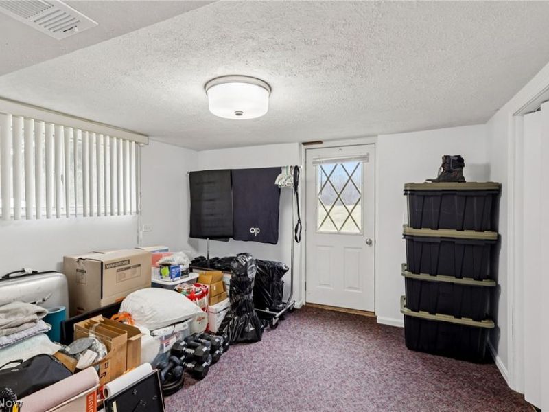 8354 Cloveridge Road, Chagrin Falls, OH 44022 Photo 36