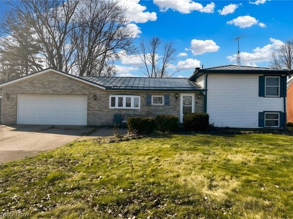 945 N 12th Street , Sebring, OH 44672