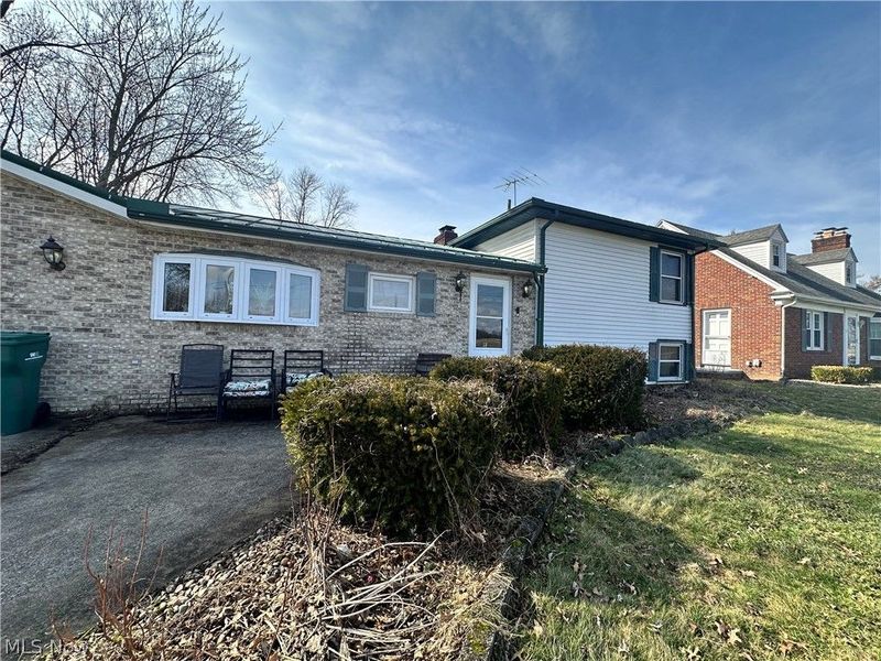 945 N 12th Street, Sebring, OH 44672 Photo 2