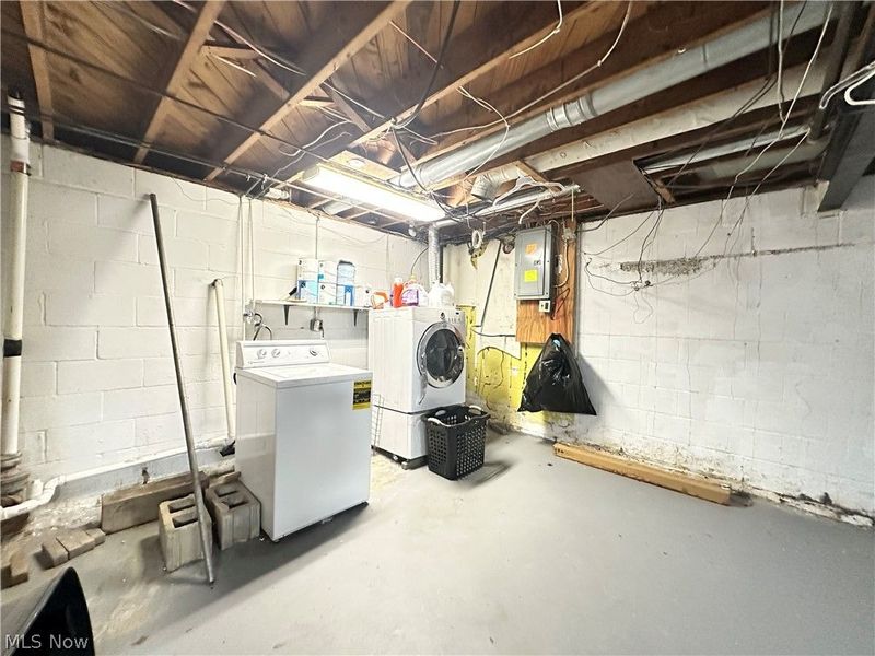 945 N 12th Street, Sebring, OH 44672 Photo 29