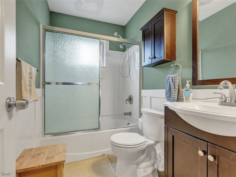 308 Loyola Drive , Elyria, OH 44035 Photo 15