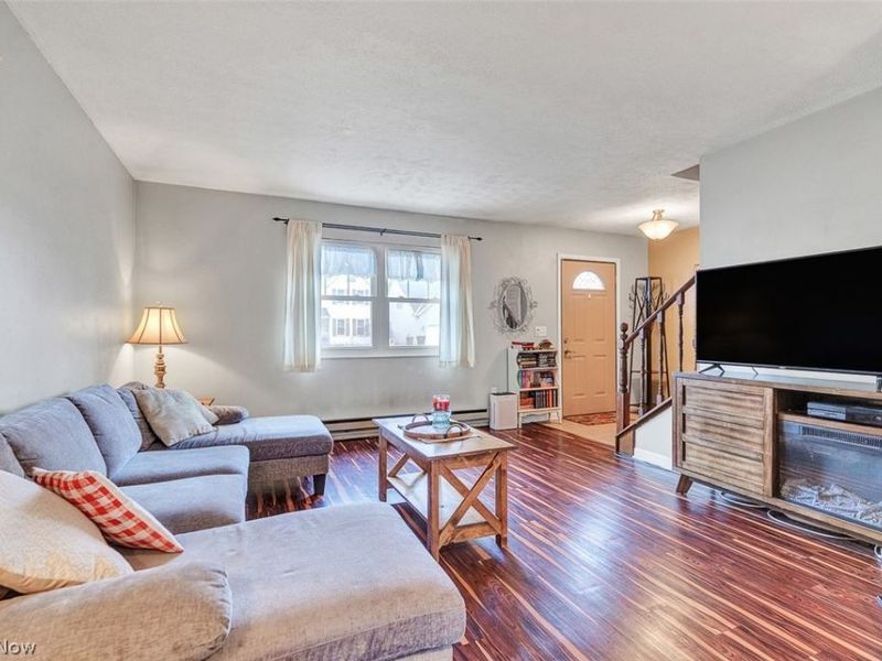 308 Loyola Drive , Elyria, OH 44035 Photo 4