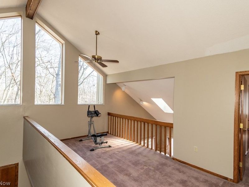 562 Meredith Lane , Cuyahoga Falls, OH 44223 Photo 18