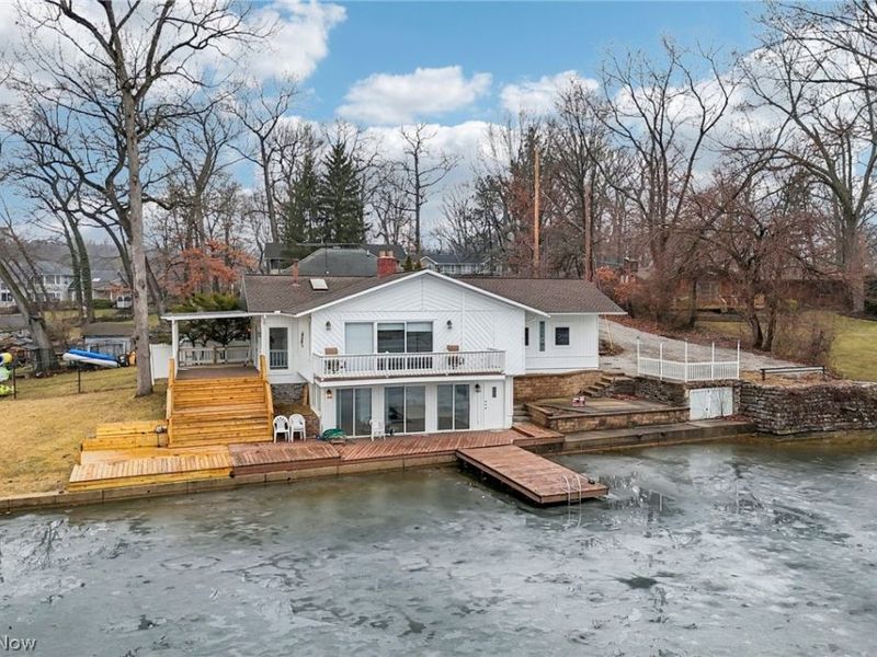 543 Idalia Avenue , Akron, OH 44319 Photo 2