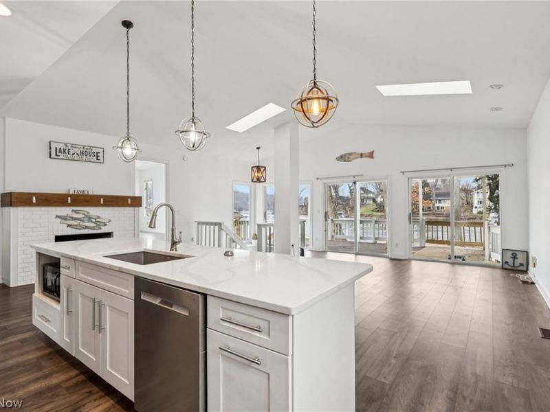 543 Idalia Avenue , Akron, OH 44319 Photo 5