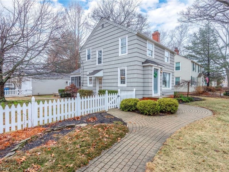 486 Oakmoor Road, Bay Village, OH 44140 Photo 3