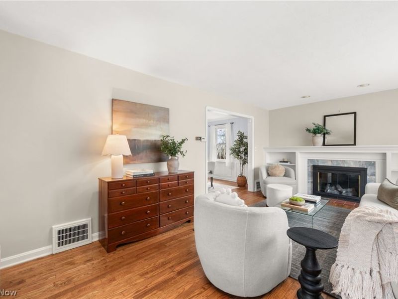 486 Oakmoor Road, Bay Village, OH 44140 Photo 4