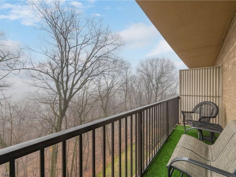 18501 Hilliard Boulevard , Unit 405, Rocky River, OH 44116 Photo 12