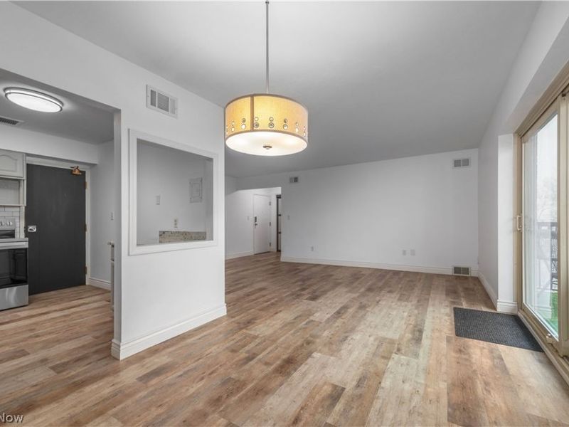 18501 Hilliard Boulevard , Unit 405, Rocky River, OH 44116 Photo 16