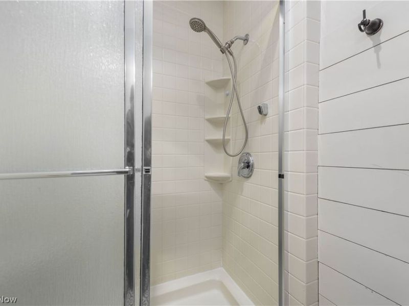18501 Hilliard Boulevard , Unit 405, Rocky River, OH 44116 Photo 22