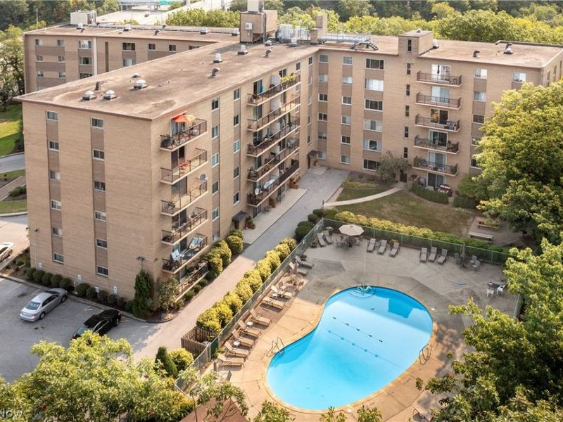 18501 Hilliard Boulevard , Unit 405, Rocky River, OH 44116 Photo 39