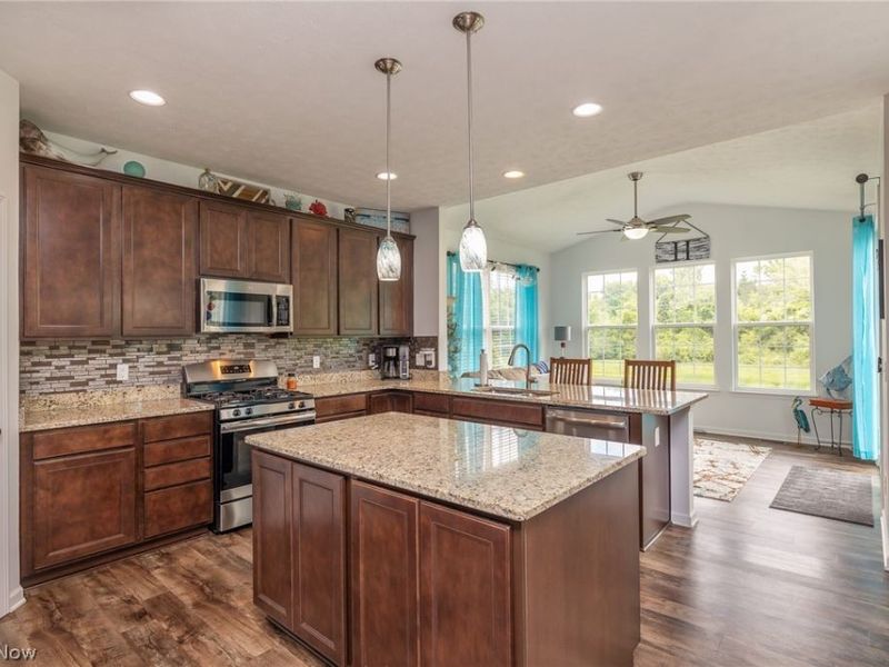 937 Longitude Lane, Amherst, OH 44001 Photo 14