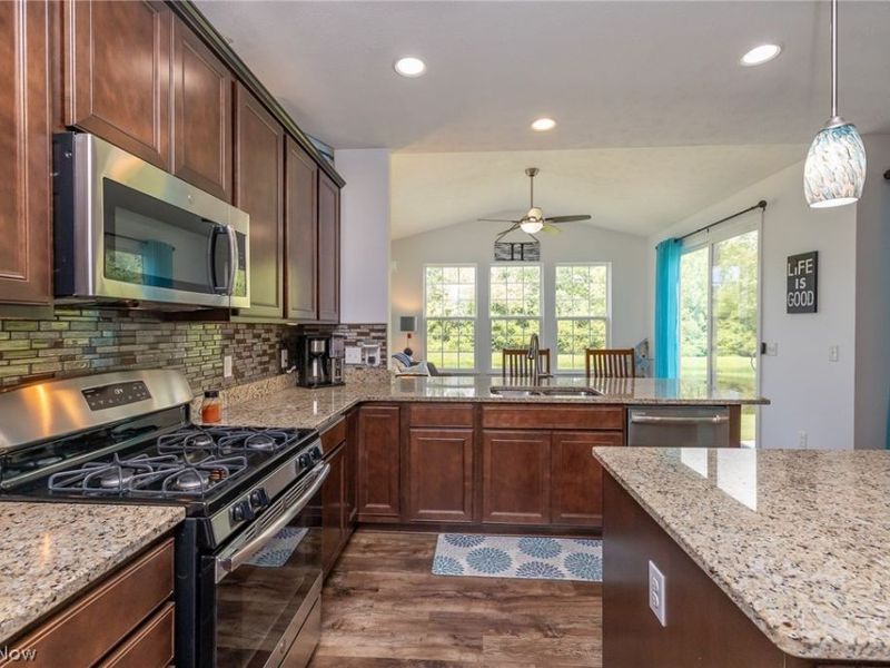 937 Longitude Lane, Amherst, OH 44001 Photo 15