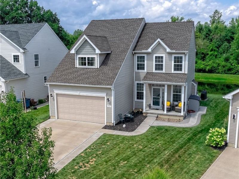 937 Longitude Lane, Amherst, OH 44001 Photo 2