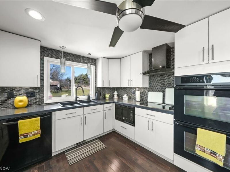 8557 Limeridge Road , Ravenna, OH 44266 Photo 11