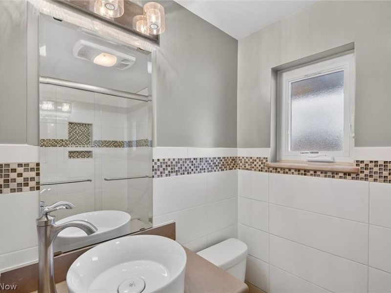 7415 Bronson Road, Olmsted Township, OH 44138 Photo 32