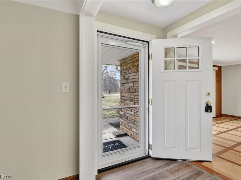 7415 Bronson Road, Olmsted Township, OH 44138 Photo 5